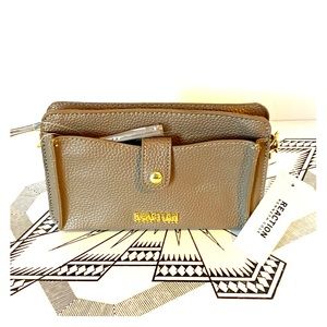 Kenneth Cole Reaction Crossbody/Clutch